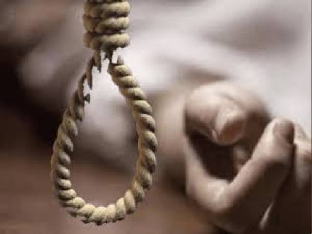 Nava Raipur Uparwara/rakhi police /फांसी 