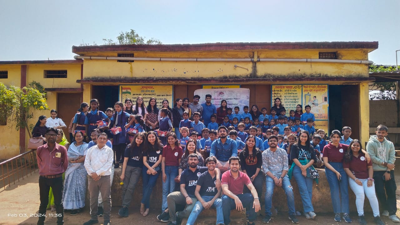 प्रन्यास डेवलपमेंट फाउंडेशन द्वारा चेरिया स्कूल के 72 बच्चो को जरूरी सामान का किया गया वितरण