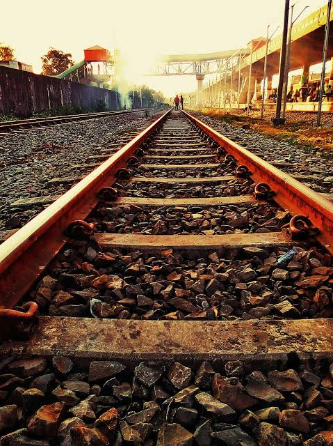 अभनपुर/केंद्री/abhanpur/रेलवे स्टेशन अभनपुर/republic express news